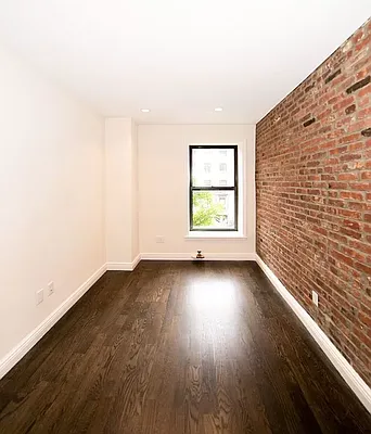 Rented by Avenues Real Estate | media 4