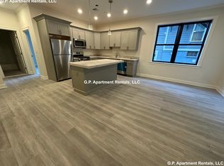 605 Broadway #102, Everett, MA 02149