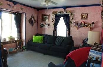 3rd image of 1024 N Melvin St