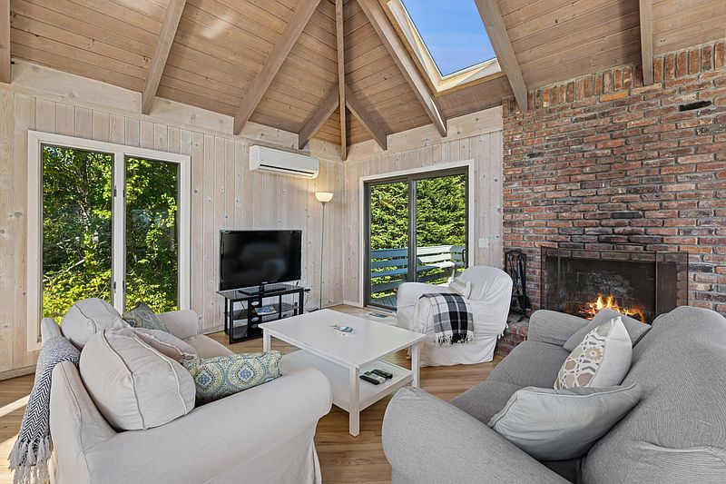 22 Bryan Rd, Montauk, NY 11954 | Out East