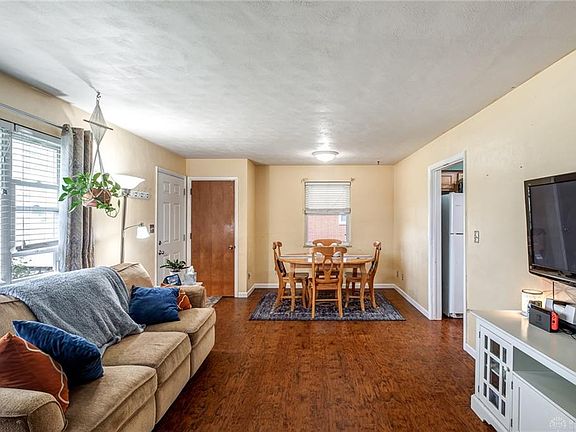 4th image of 435 E Pease Ave