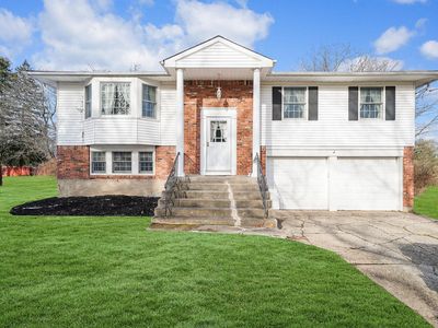 199 Cedrus Avenue, East Northport, NY, 11731