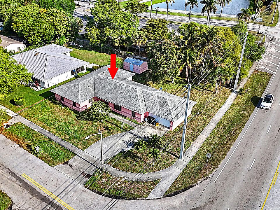 1st image of 1301 N Mangonia Drive