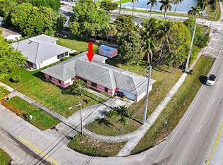 1301 N Mangonia Dr, West Palm Beach, FL 33401