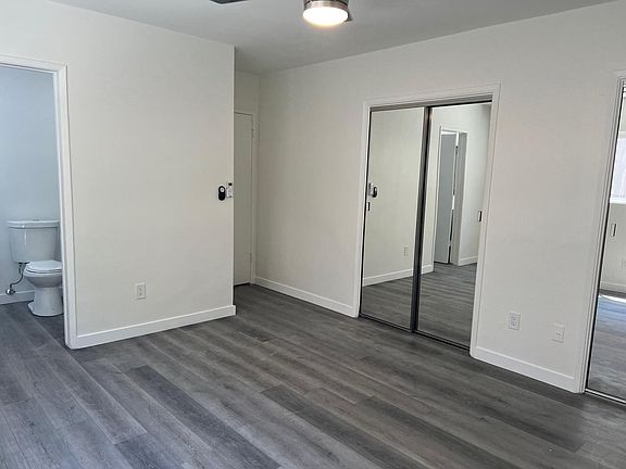 3rd image of 530 N Orlando Ave