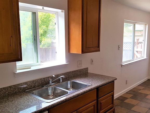 5th image of 7339 Willowwick Way