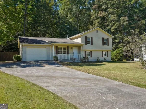 2520 Suncrest Ct, Buford, GA 30519
