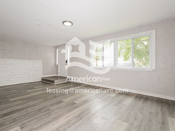 5-Living Room