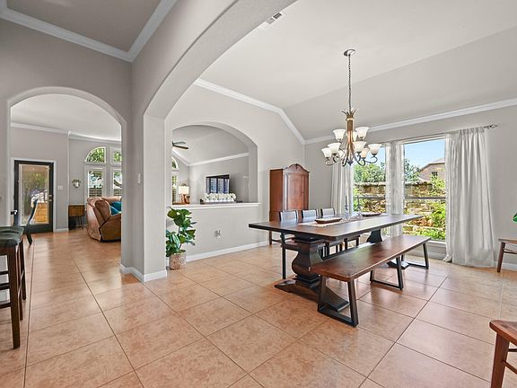 5th image of 114 Drury Ln