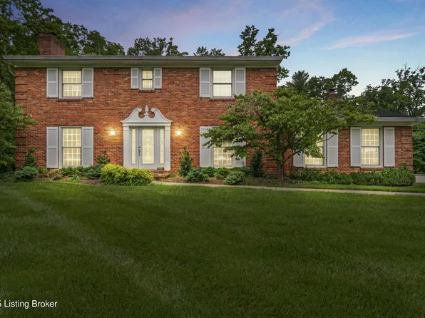 5807 Brittany Woods Cir, Louisville, KY 40222