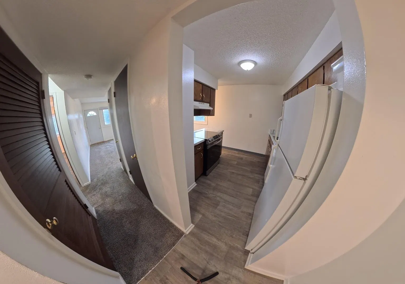 2013 NW Hickory Ln - 9 — Photo 4