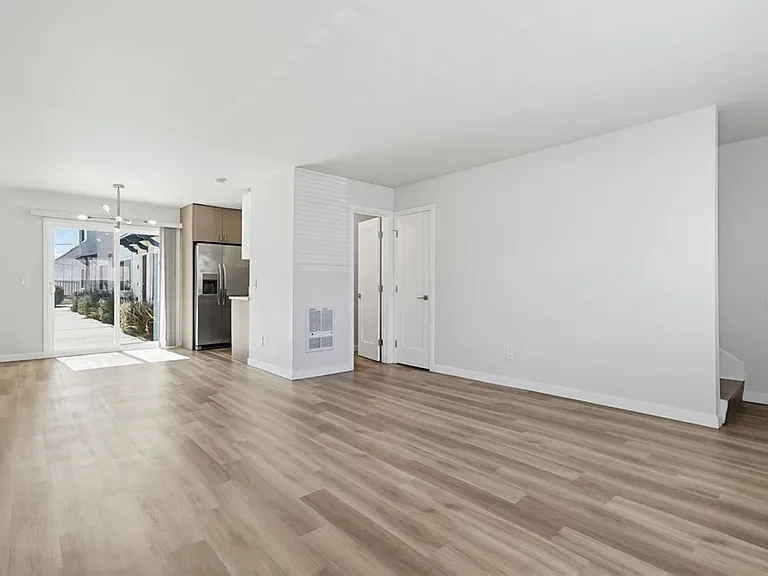 25829 Viana — Photo 33
