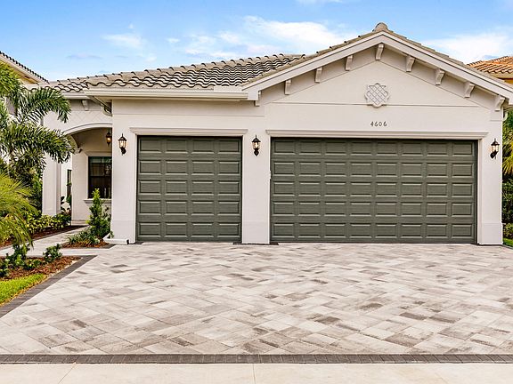 2nd image of 4606 Kensington Cir