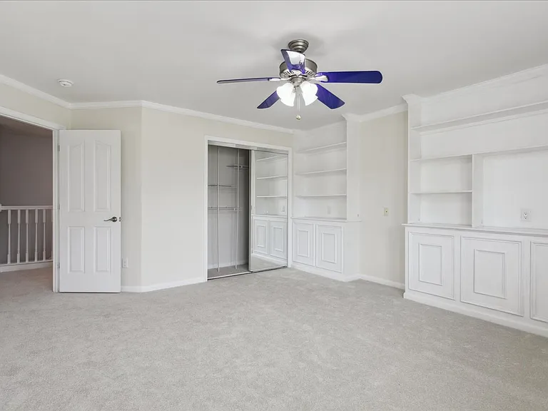 107 Post Oak Rd — Photo 18