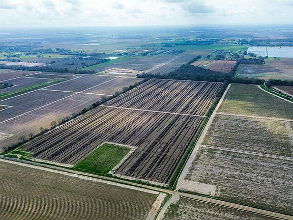 5th image of 14001 W Etienne Rd