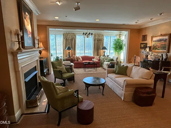 2801 Glenwood Gardens Ln Unit 205, Raleigh, NC 27609