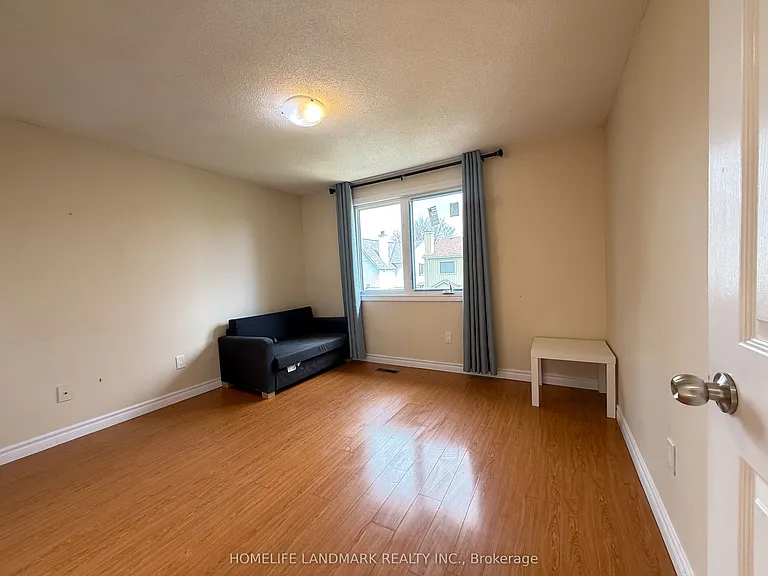 17 Wintermute Blvd — Photo 16