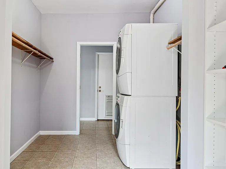 4330 W Pine Blvd — Photo 38