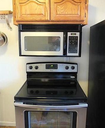 2nd image of 7909 Joel Ave