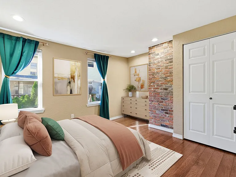 3220 Mary St — Photo 24