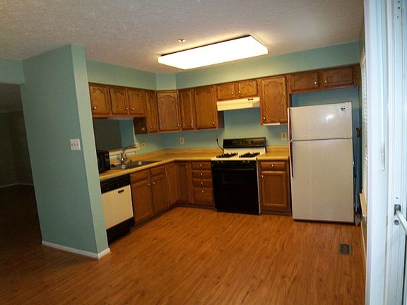 4th image of 20519 Lowfield Dr