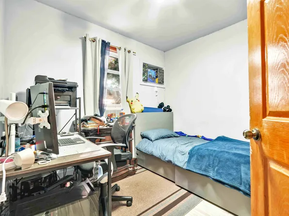 150-12 109th Avenue image 5 of 24