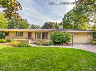 2638 McIntosh Ave NE, Grand Rapids, MI