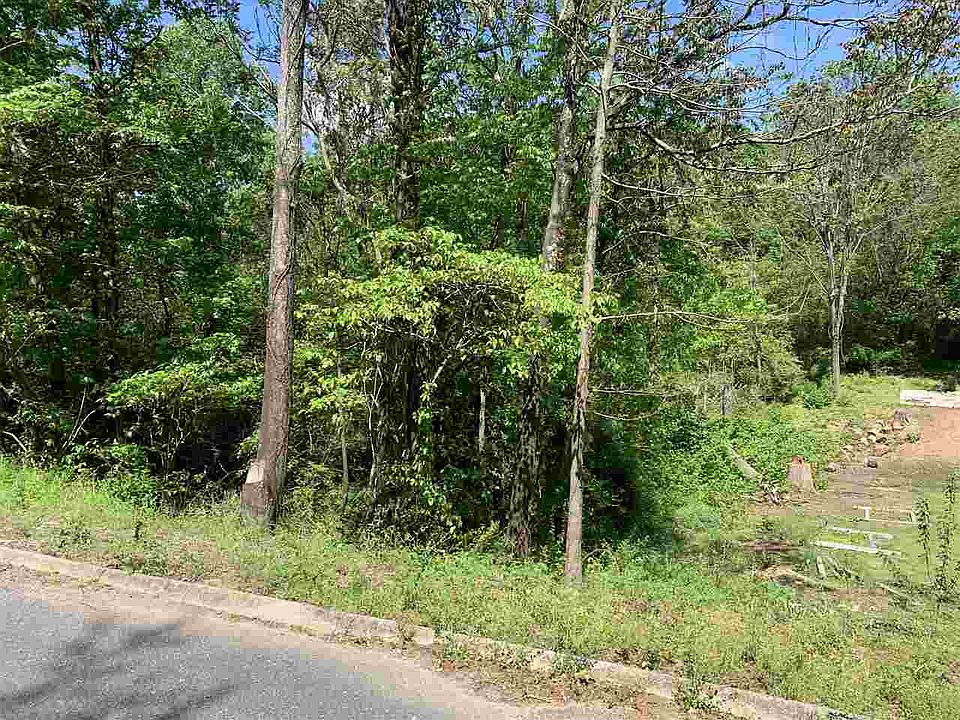 1st image of Lots Daniels Dr