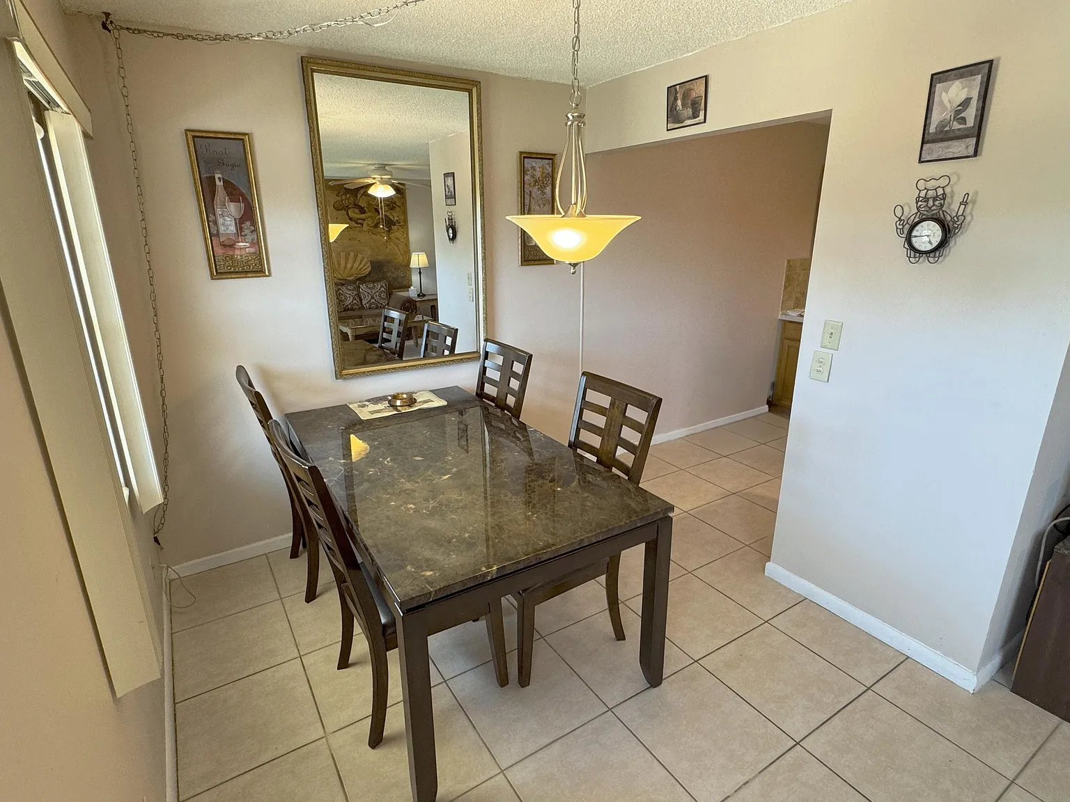 2 bed, 1.5 bath, 840 sqft, $1,450 — Photo 3