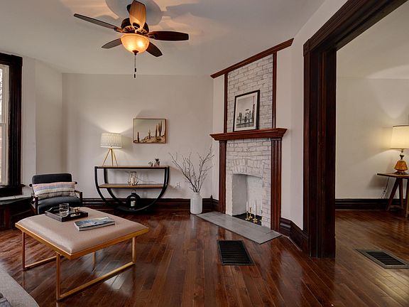 5th image of 879 Oakwood Ave