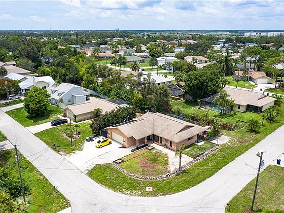 3rd image of 17282 Knight Dr