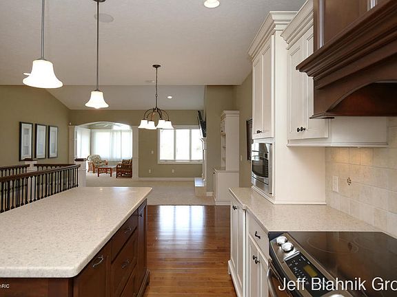 5th image of 139 Ida Red Ln SW #22