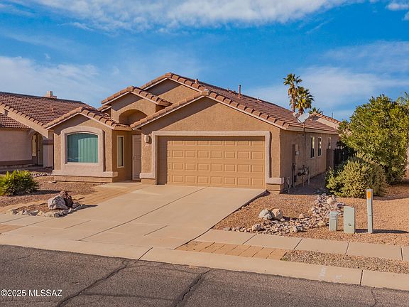 2nd image of 6960 W Harcuvar Dr