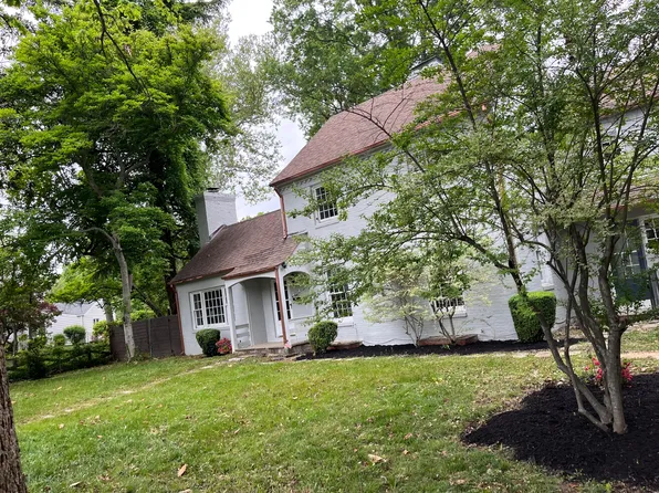 6012 Pike Branch Dr, Alexandria, VA 22310