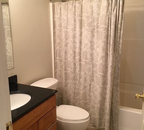 4th image of 4439 Appian Way #4