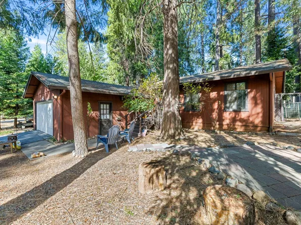5851 Lupin Ln, Pollock Pines, CA 95726