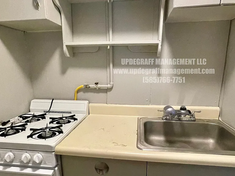 3840 Lake Ave #4 — Photo 4