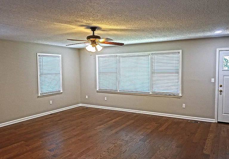 1705 Toll Gate Rd SE #A — Photo 12
