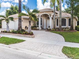2494 Eagle Run Dr, Fort Lauderdale, FL 33327