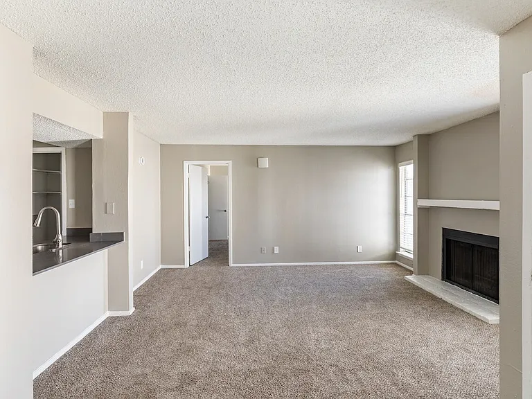 Athena Apartments — Photo 30