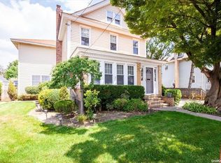 171 Meyer Ave, Valley Stream, NY 11580