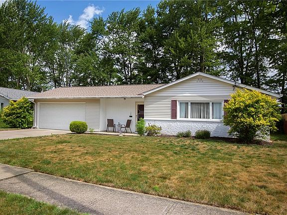 3rd image of 142 Whitehall Dr