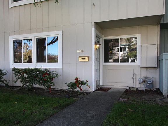 2nd image of 1066 Eagle Ln