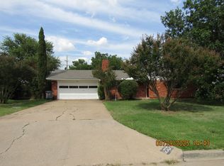 13 SW 51st St, Lawton, OK 73505