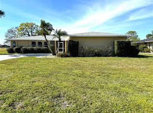 20 Caddy Rd, Rotonda West, FL 33947