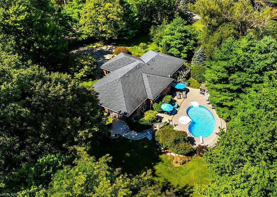 1st image of 3 Forest Glen Ct
