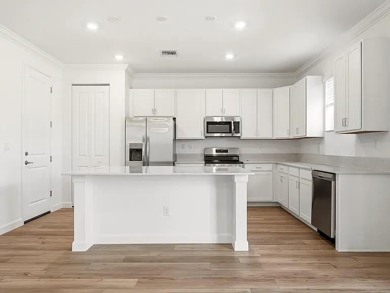 3129 Spanish Cedar Pl — Photo 5