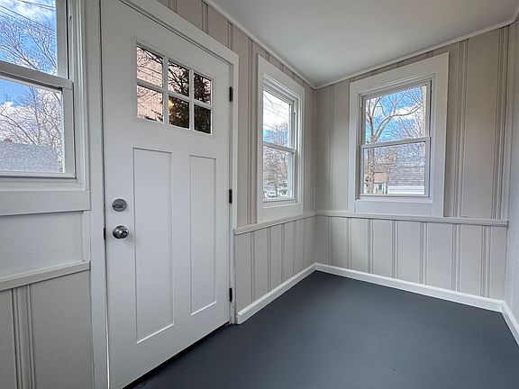 2nd image of 55 Ownly Ave