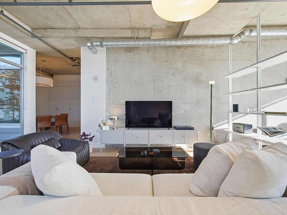 1st image of 495 W 6th Ave #604