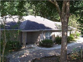 1 Newport Dr